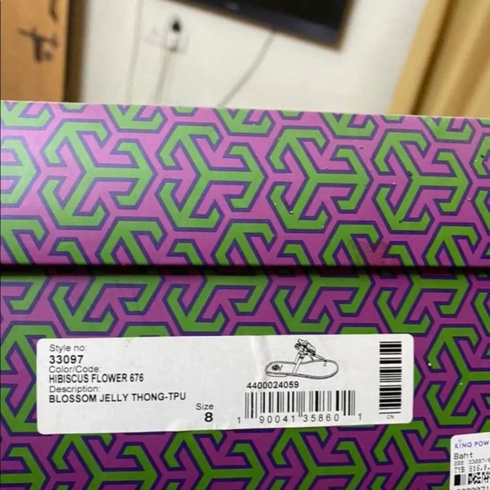 Tory Burch flip flop flats - Picture 6 of 9